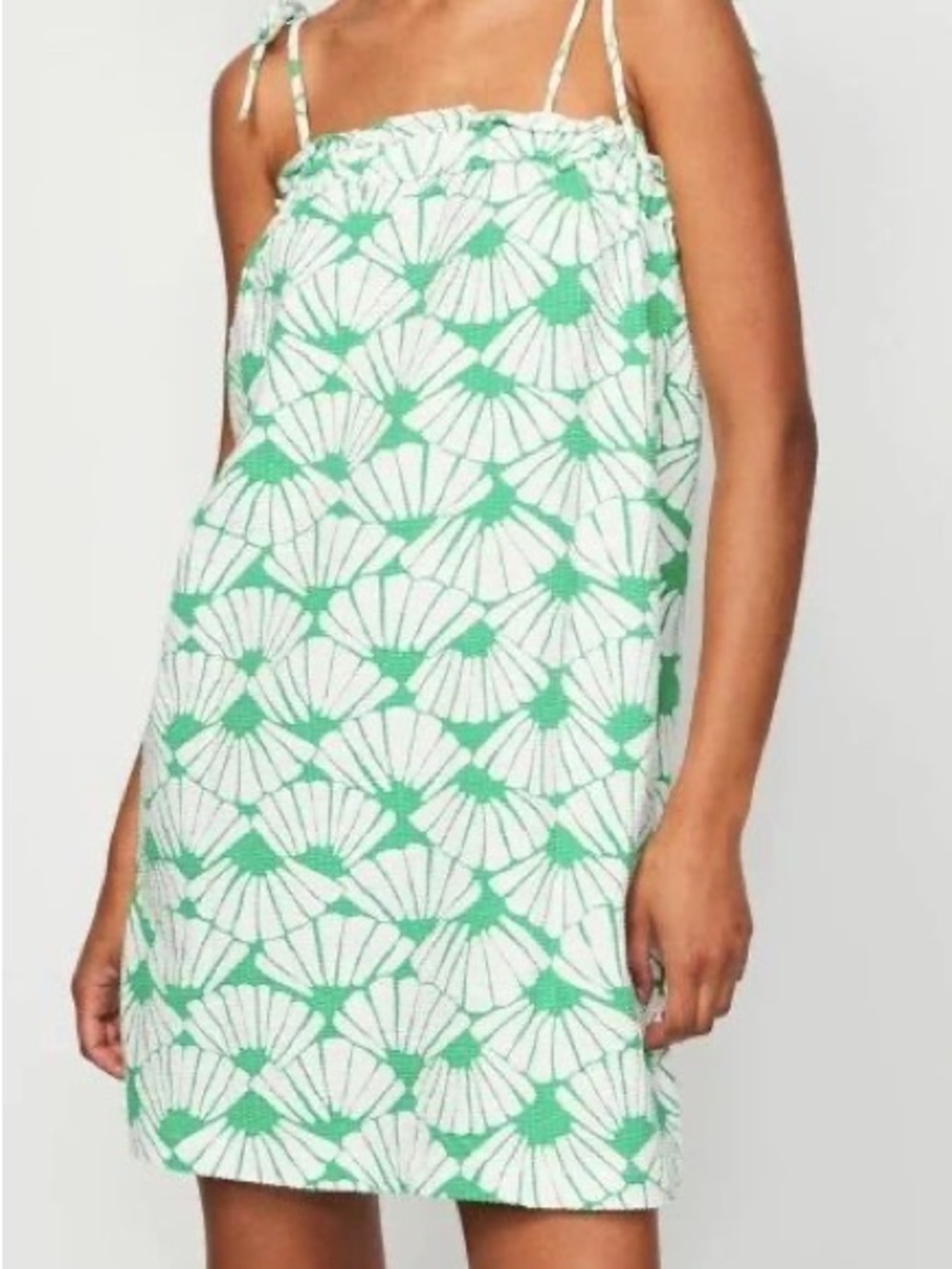 H&M Green & White Shell Print dress